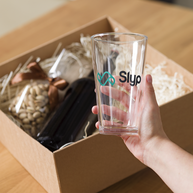 Slyp Pint Glass